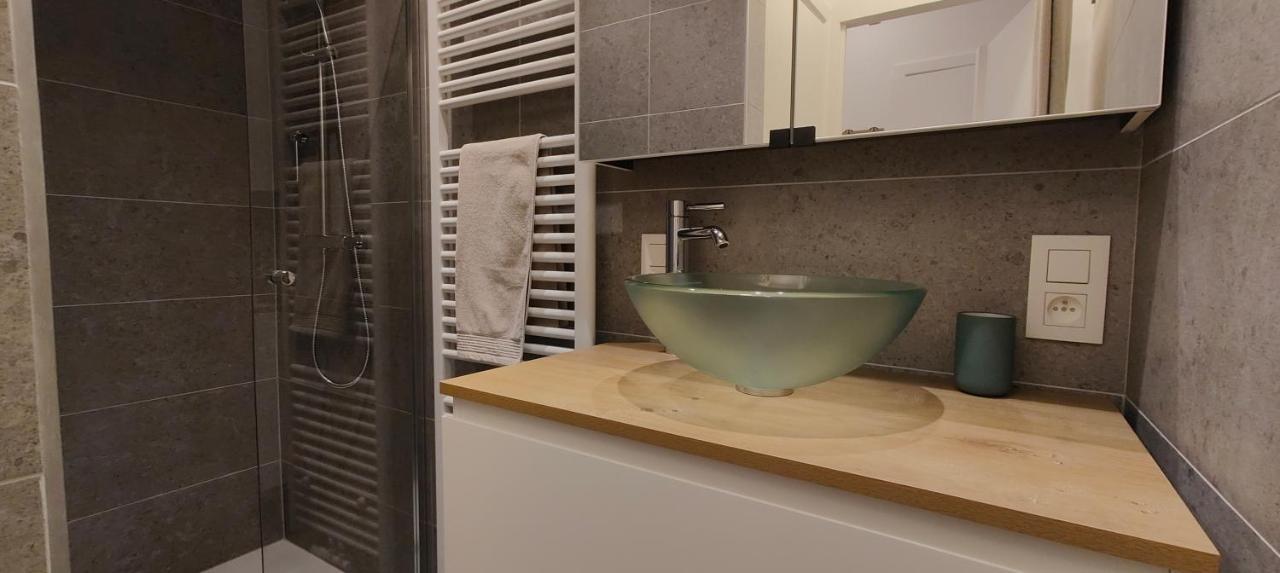 Centrum Luxe Appartement Ost 2 Plus 2 Ostenda Esterno foto